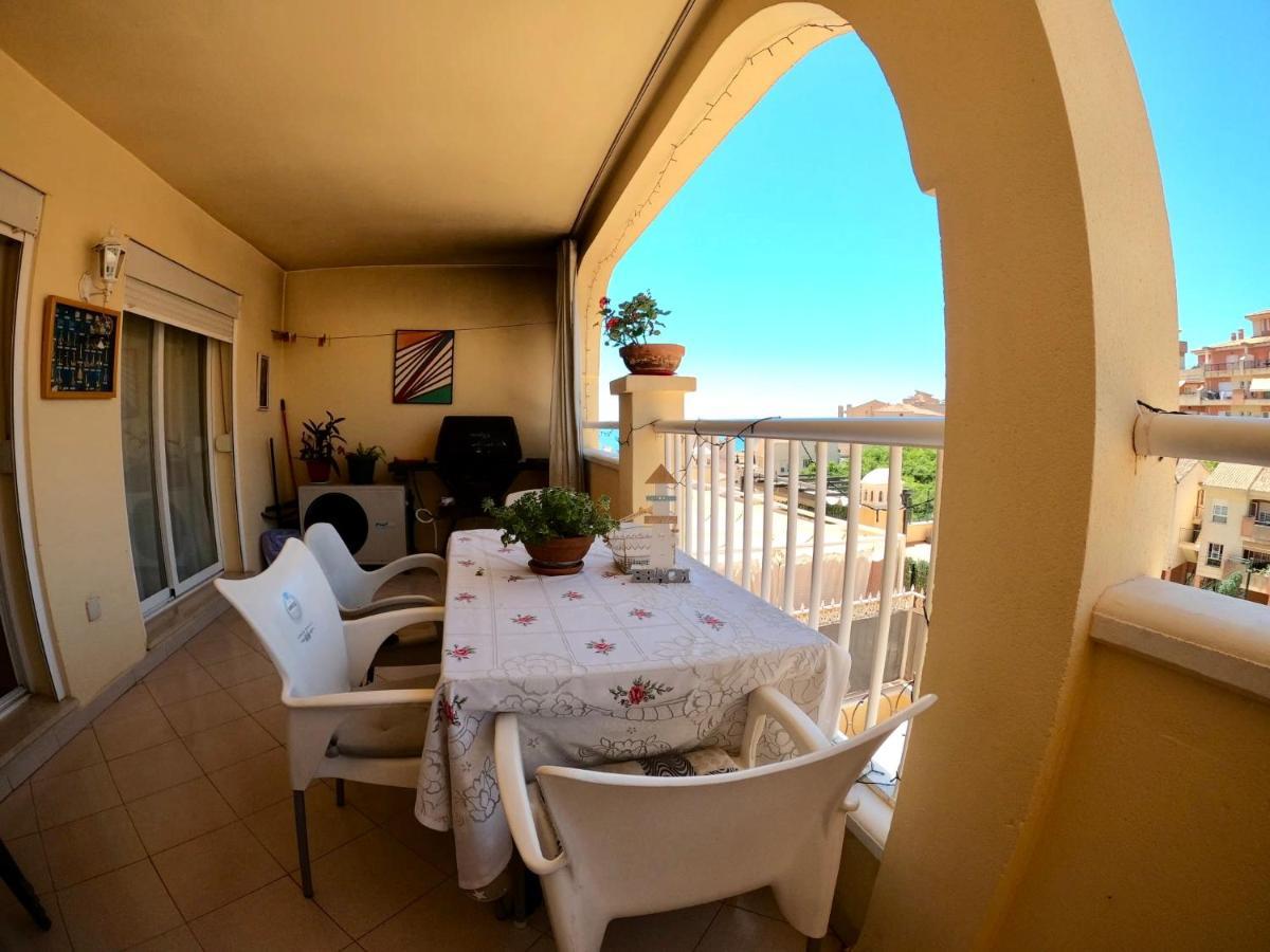 Room With Sea And Mountain Views Habitacion En Piso Compartido Para 1 O 2 Personas เบนัลมาเดนา ภายนอก รูปภาพ